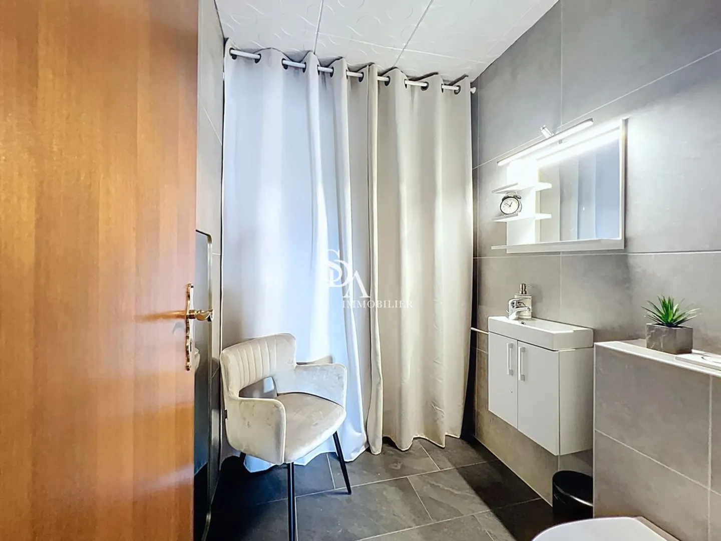 Exceptional Duplex in Sierre - Photo 9 of 13