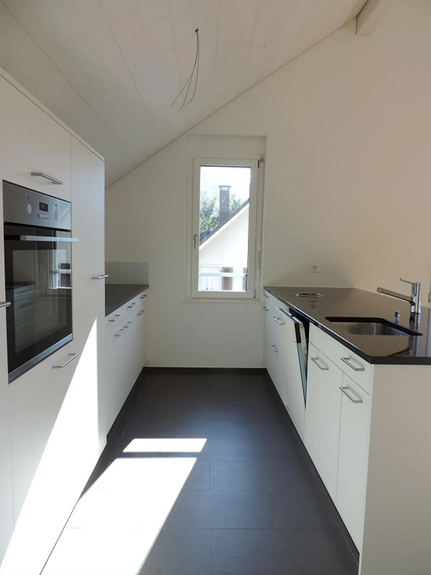 Geräumige Dachgeschosswohnung in Dulliken - Foto 4 von 13