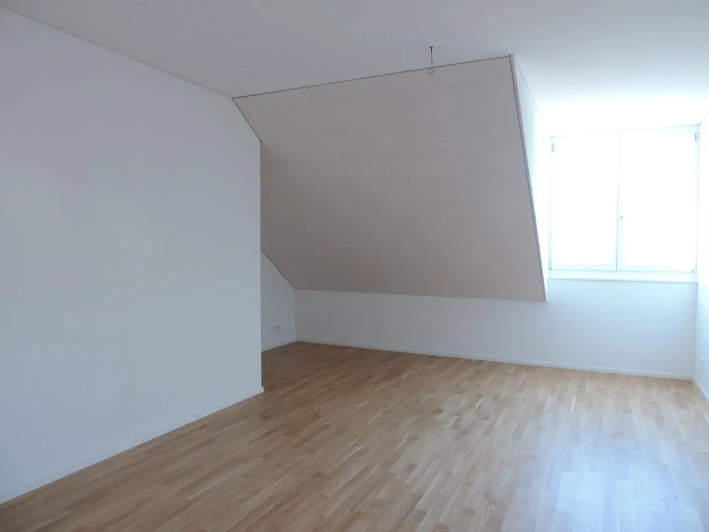 Geräumige Dachgeschosswohnung in Dulliken - Foto 8 von 13