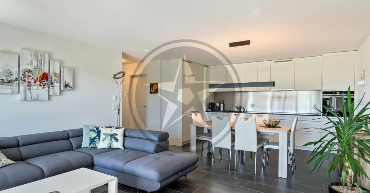 Elegant 3.5-room contemporary apartment with open view of the countryside - Photo 2 of 9