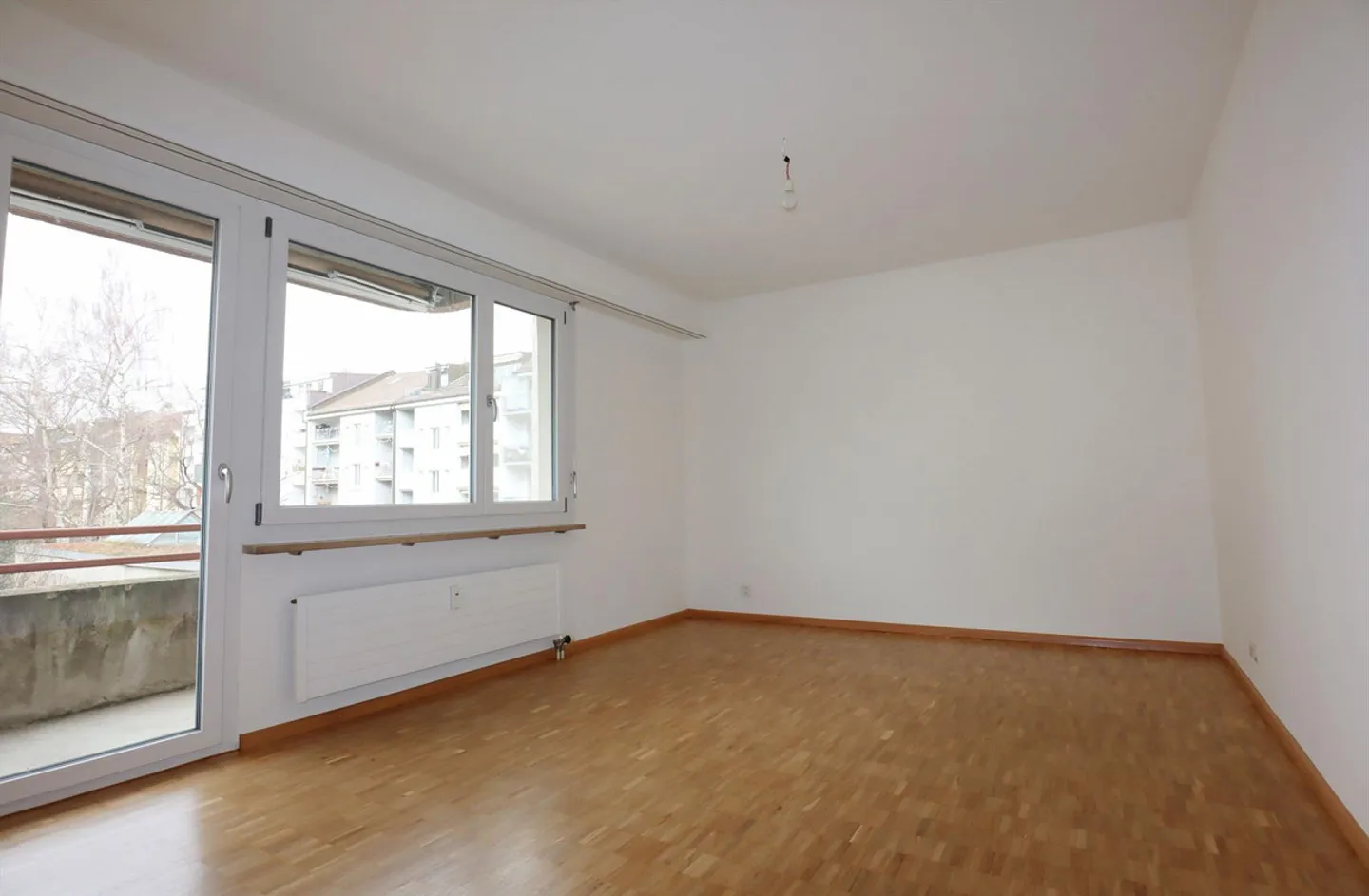 Dans une rue calme de Gundeli - Photo 5 sur 9