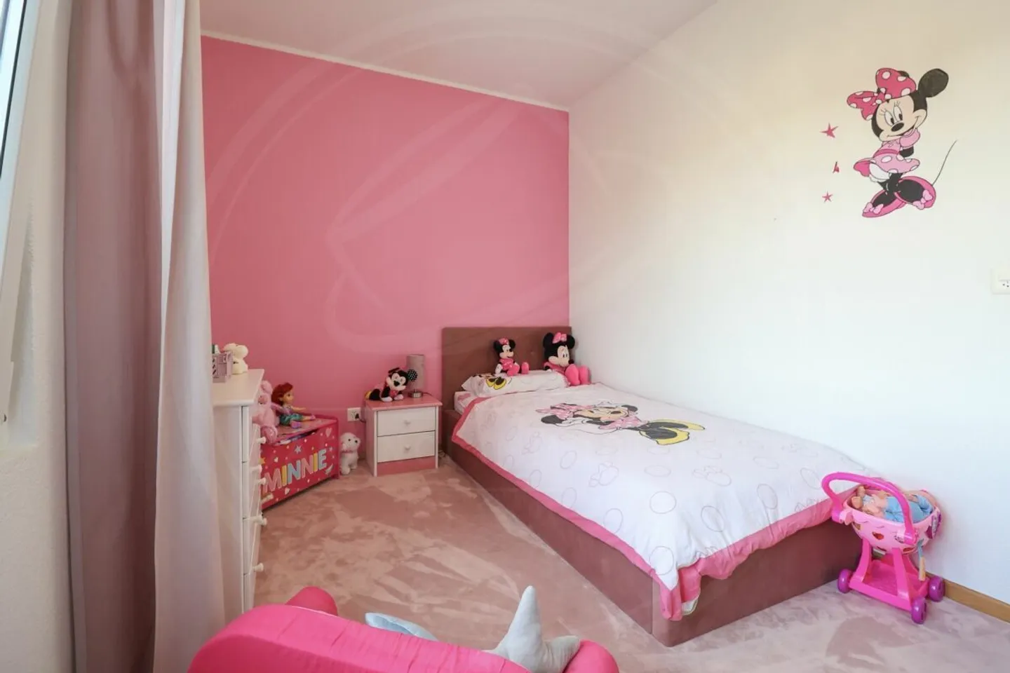 Grosszügige neue 1½-Zimmer-Dachwohnung mit Charme! - Foto 2 von 13