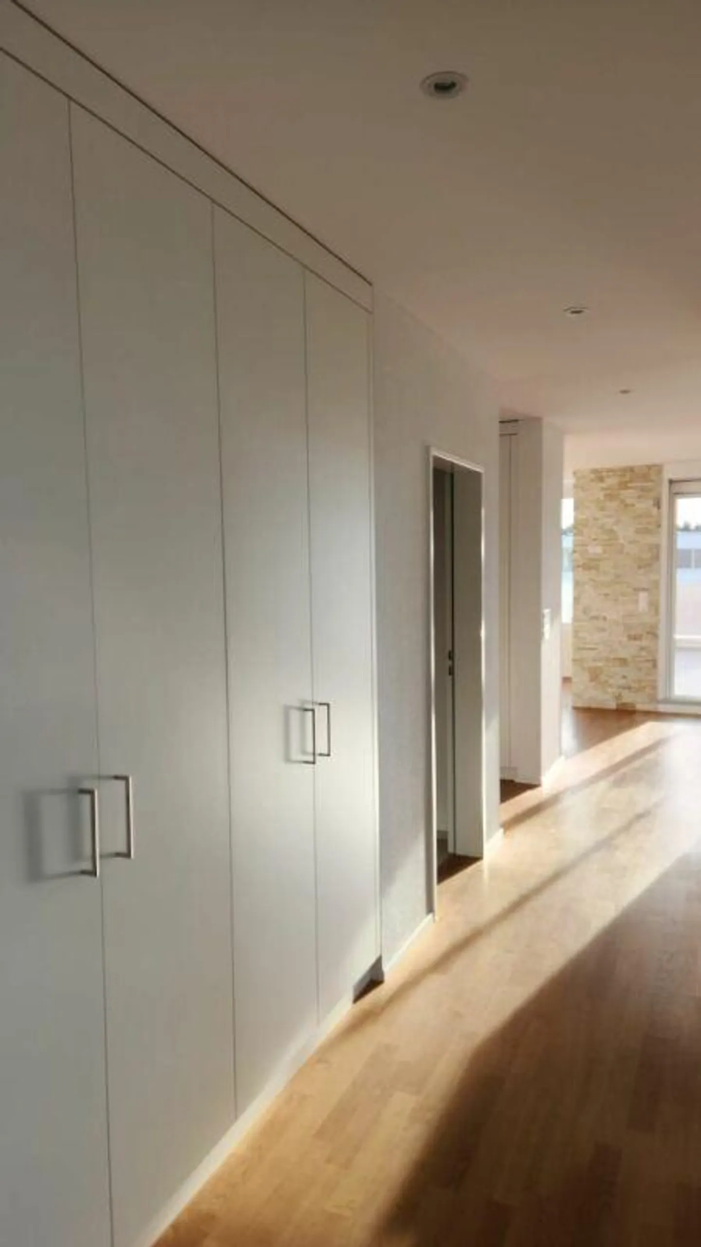 Modernes Attikawohnung mit Aussicht - Foto 7 von 12