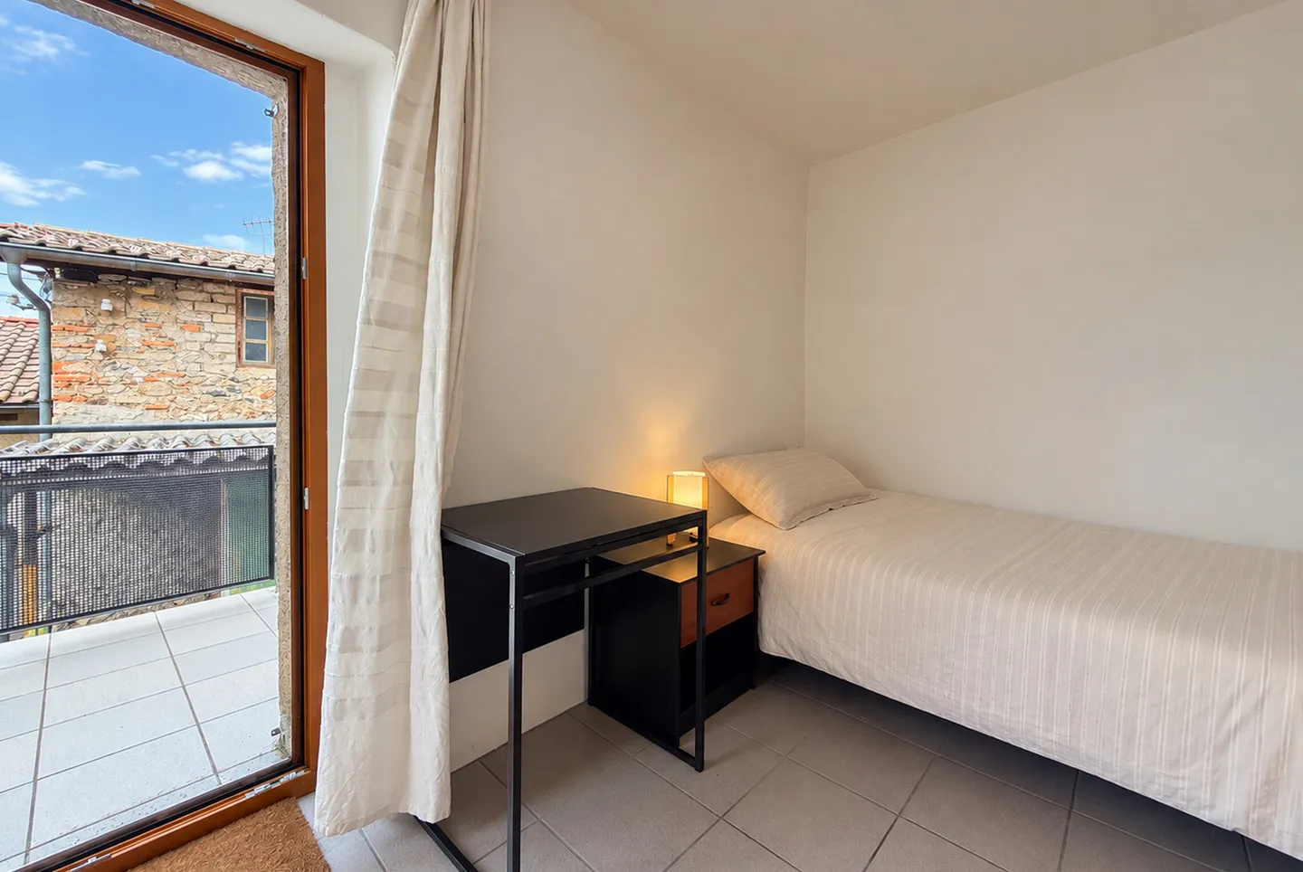 MAISON SPACIEUSE ET CARACTÉRISTIQUE DE 6,5 PIÈCES À CADRO - Photo 8 sur 13