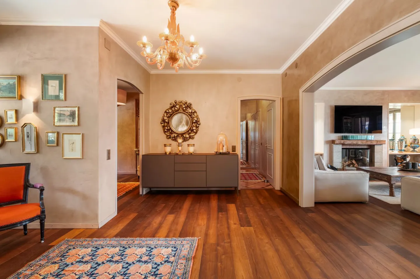 Exceptional Semi-Detached Villa with Panoramic Views of Lake Geneva and the Alps in Vevey - Foto 7 von 13