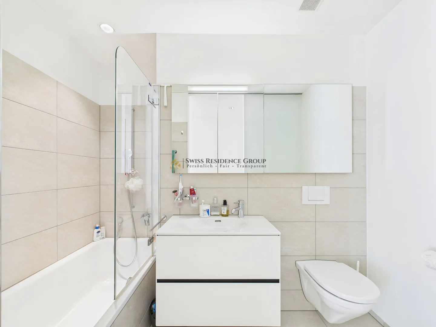 Exklusive 5.5-Zimmer-Penthousewohnung mit atemberaubenden Seeblick - Foto 12 von 13