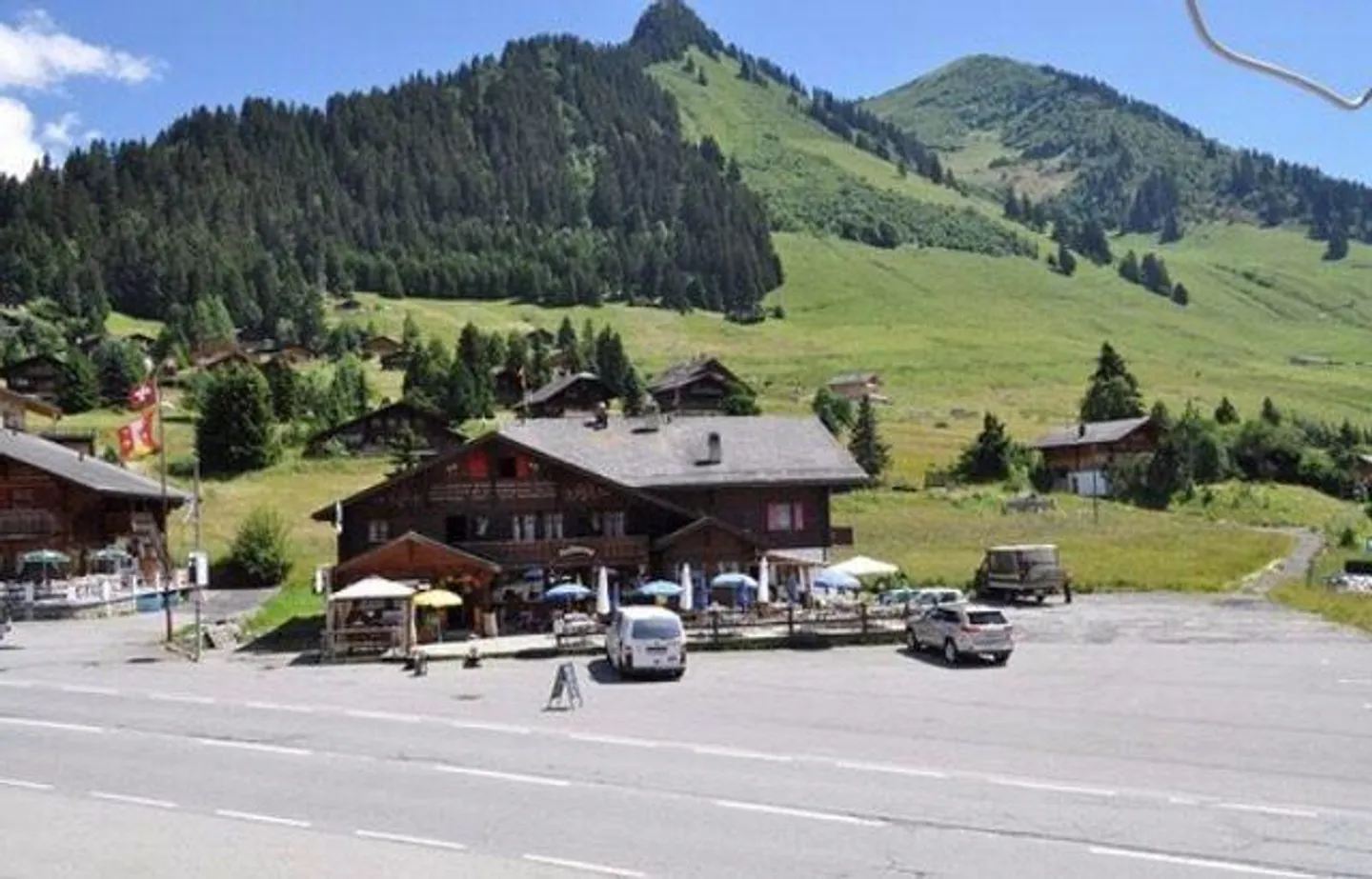 Le bijou qu'était le restaurant Le Chaussy est à vendre à Les Mosses - Photo 3 sur 13