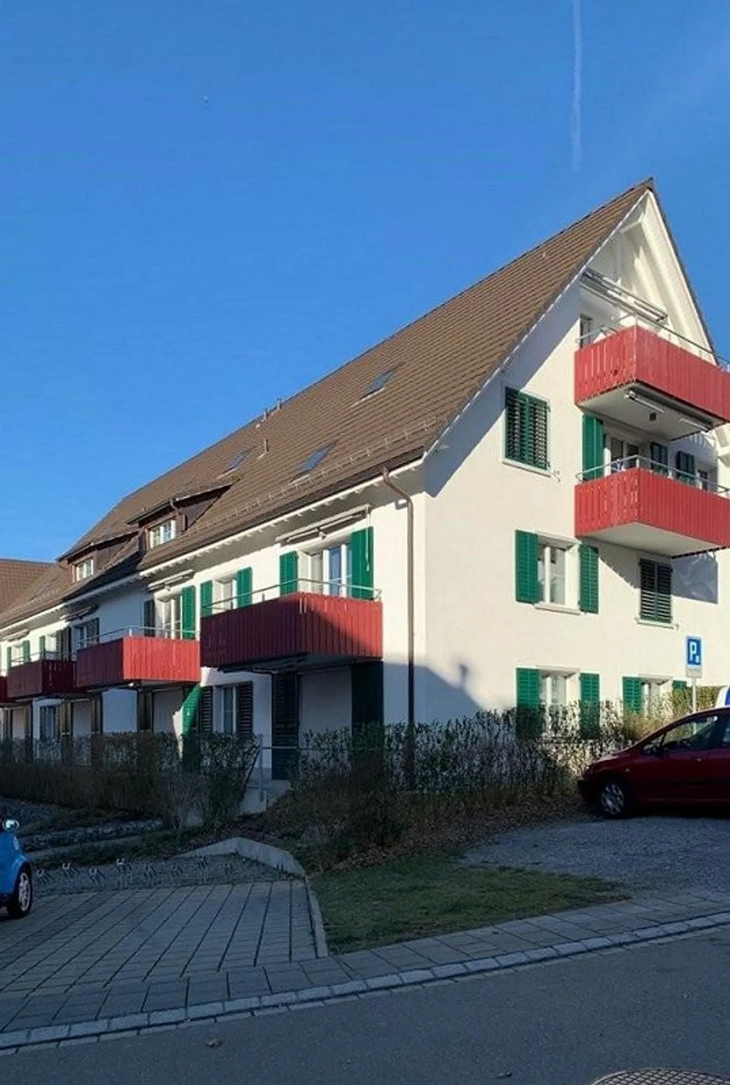 Vous cherchez une place de parking ? - Photo 1 sur 1