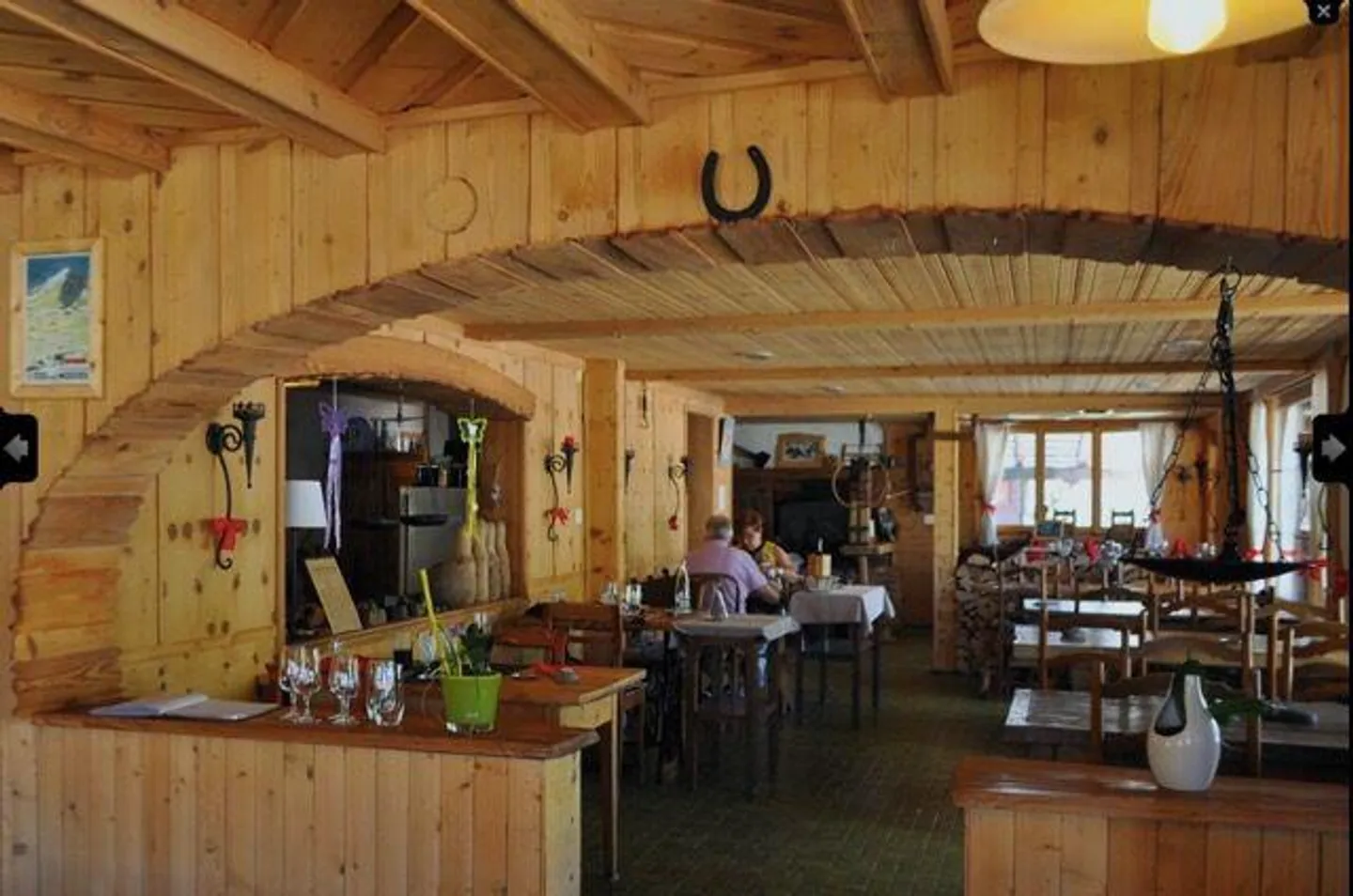 Le bijou qu'était le restaurant Le Chaussy est à vendre à Les Mosses - Photo 12 sur 13