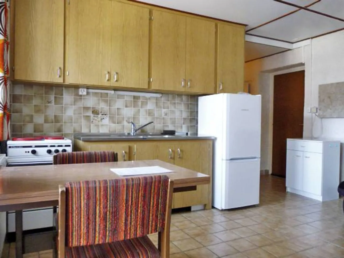  Faites une offre pour cet immeuble de 4 appartements, studio, avec une petite maison indépendante , 2 garages - Photo 13 sur 13