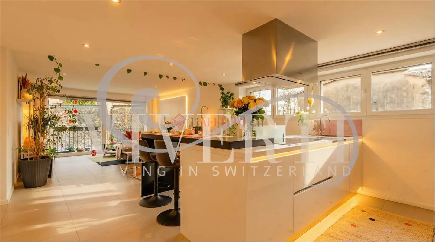 BEAU DUPLEX 3.5 À RIVA SAN VITALE - Photo 1 sur 5