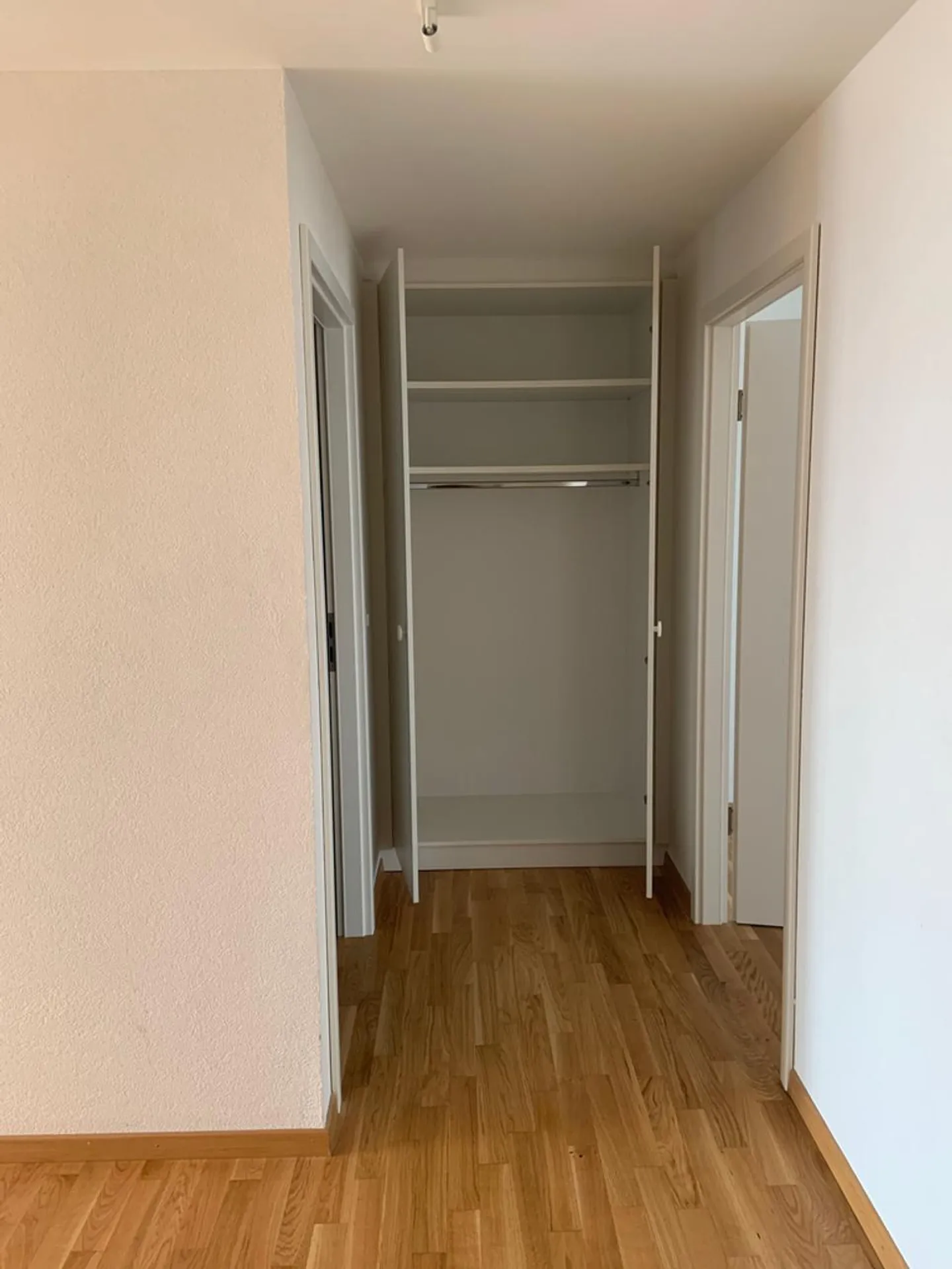 2.5-Zimmer-Wohnung im 7. Stock - ca. 67m2 - Foto 7 von 8