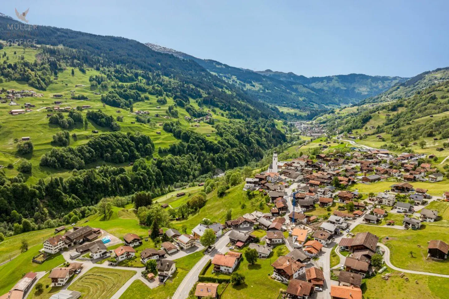 Stilvolle 3 1/2 Zimmer-Gartenwohnung (Erstwohnung) mit Einfamilienhaus-Charakter - Foto 13 von 13