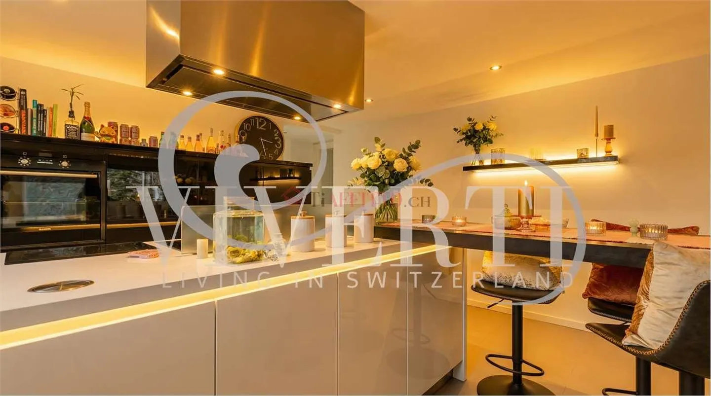 BEAU DUPLEX 3.5 À RIVA SAN VITALE - Photo 3 sur 5