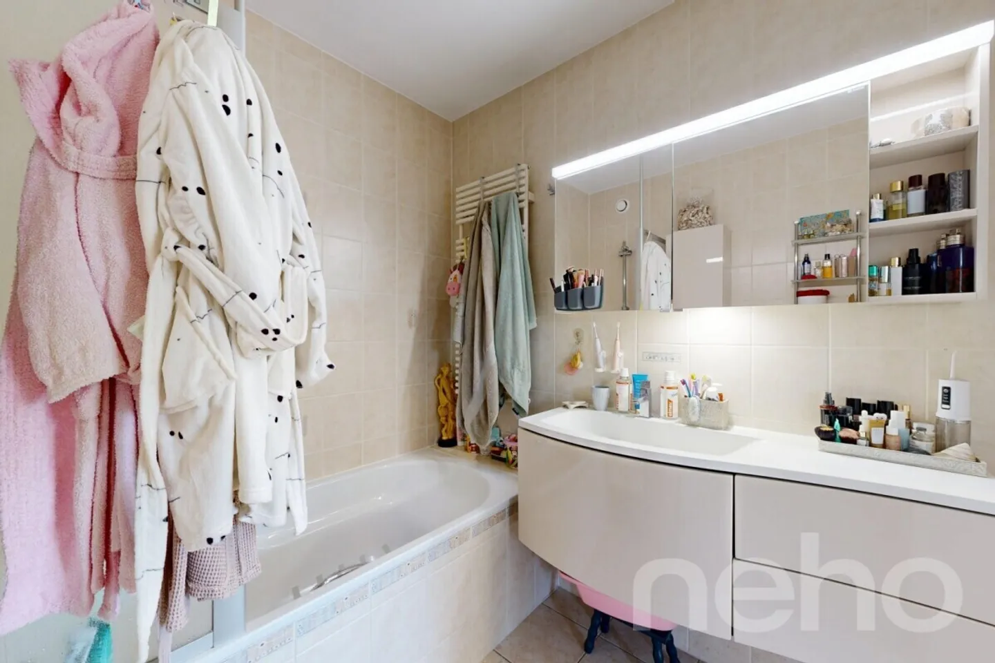 5 camere idealmente situate nel cuore di Grand-Lancy - Foto 12 di 12