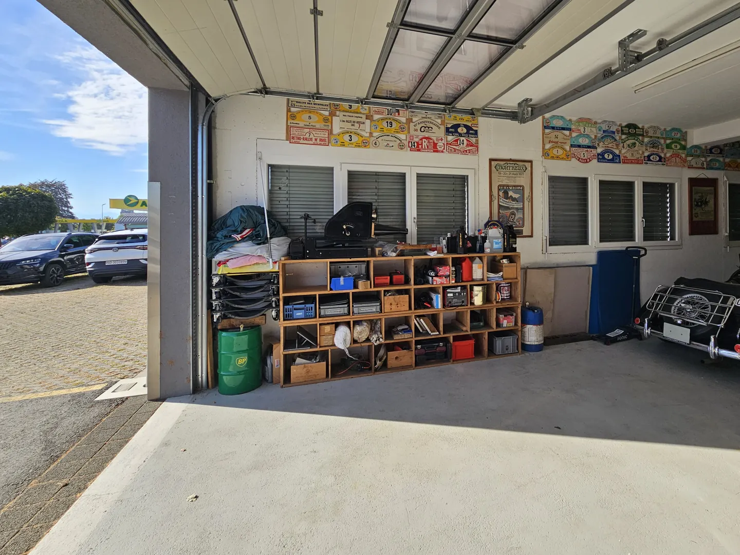 Commercial Space with Great Light - Photo 1 of 1