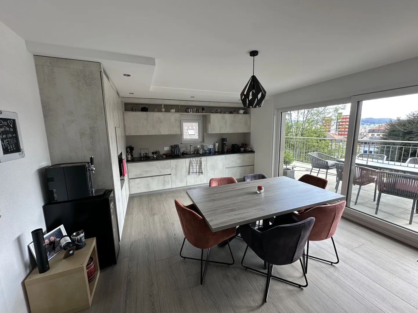 La Chaux-de-Fonds - Grande attico di 3,5 locali - Foto 2 di 23