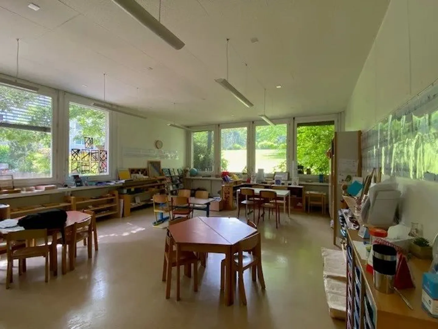Spacious Office Space in Calm Area - Photo 4 of 16