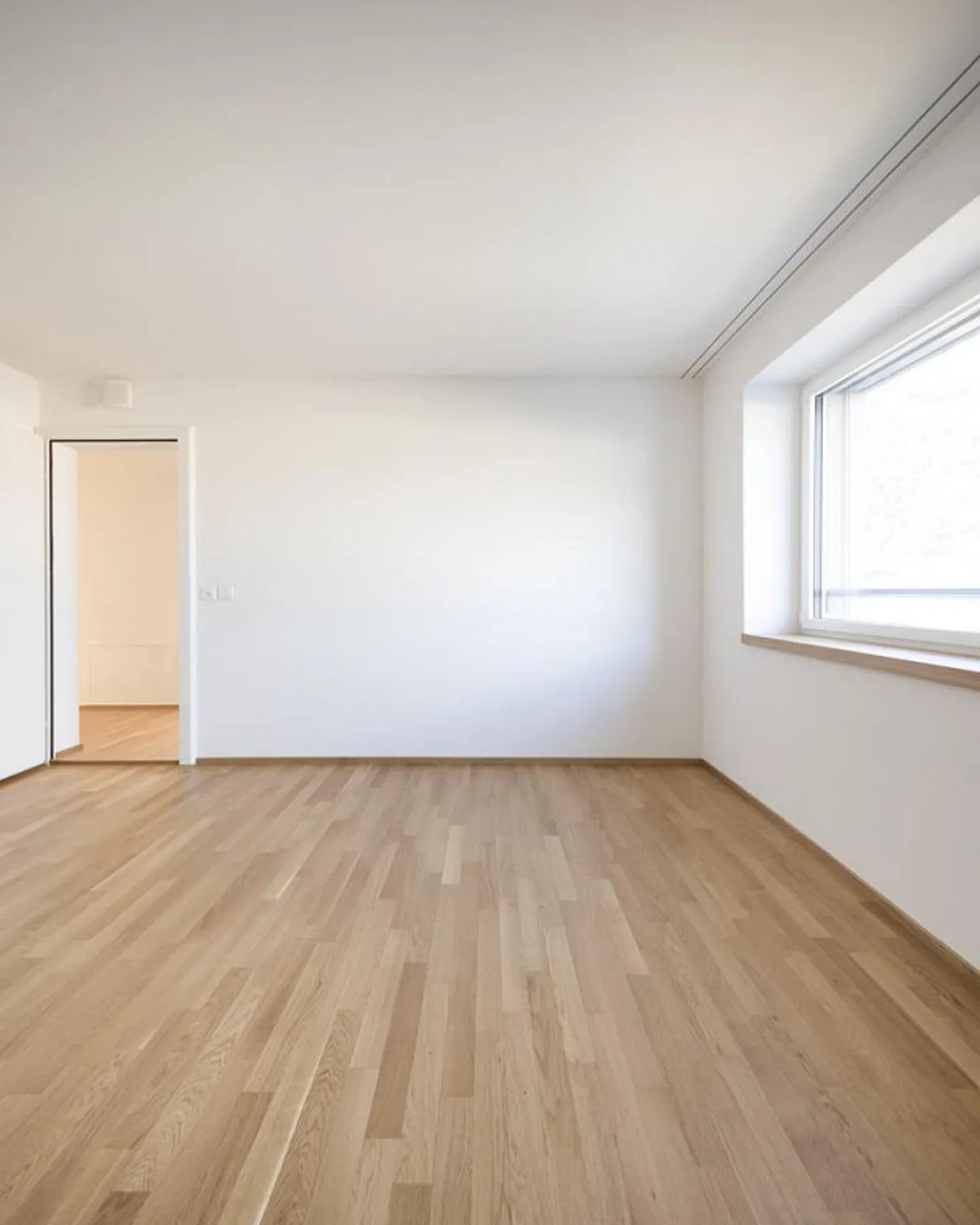 Modern 5.5-room apartment on the 1st floor - Photo 5 of 13