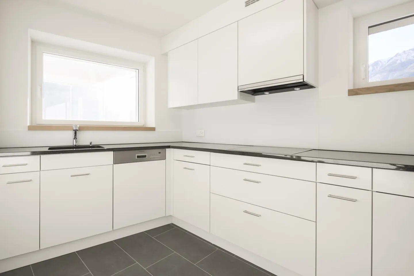 Modern 5.5-room apartment on the 1st floor - Photo 13 of 13