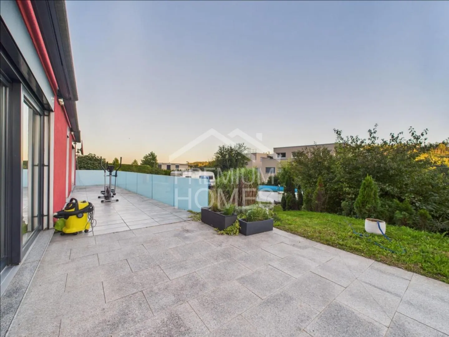 Oasi abitativa per famiglie - con tanto spazio e comfort - Foto 8 di 12
