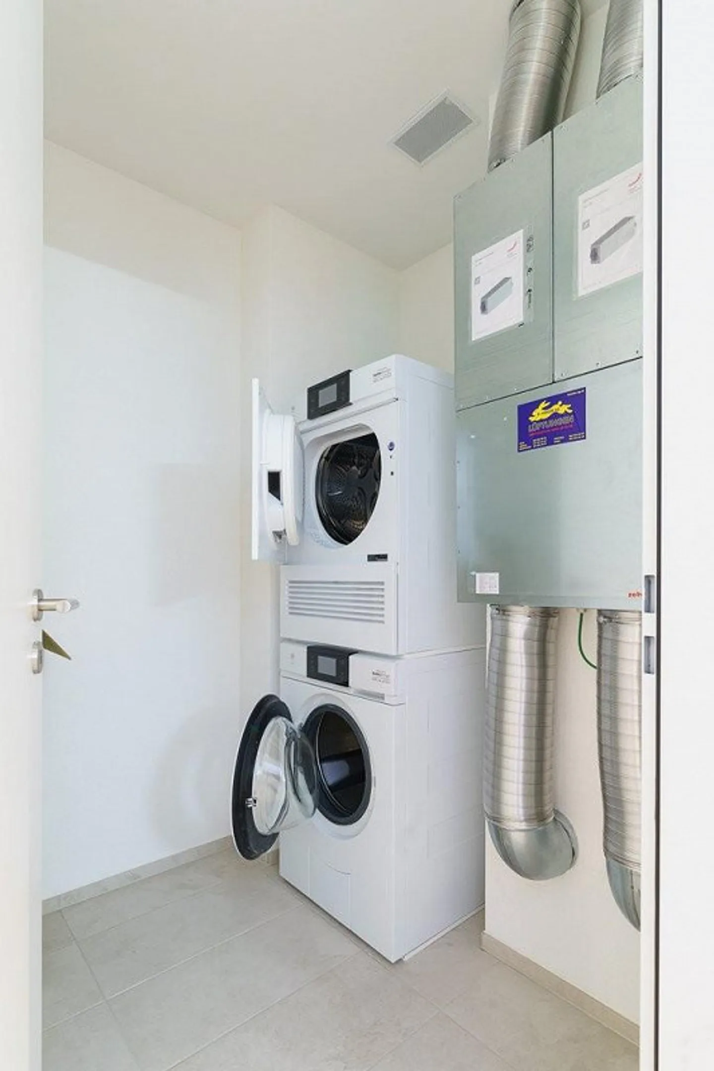 Stai cercando una casa moderna per la tua famiglia? - Foto 7 di 11