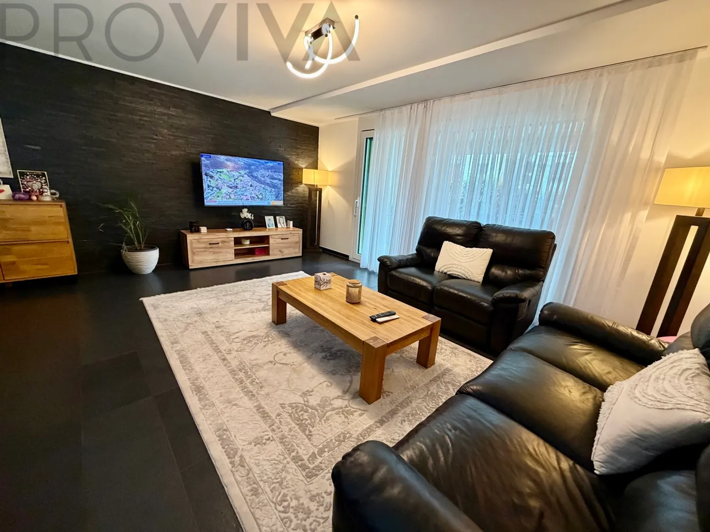 Rendement locatif immédiat - Chauffage urbain et excellente connexion - Photo 4 sur 6