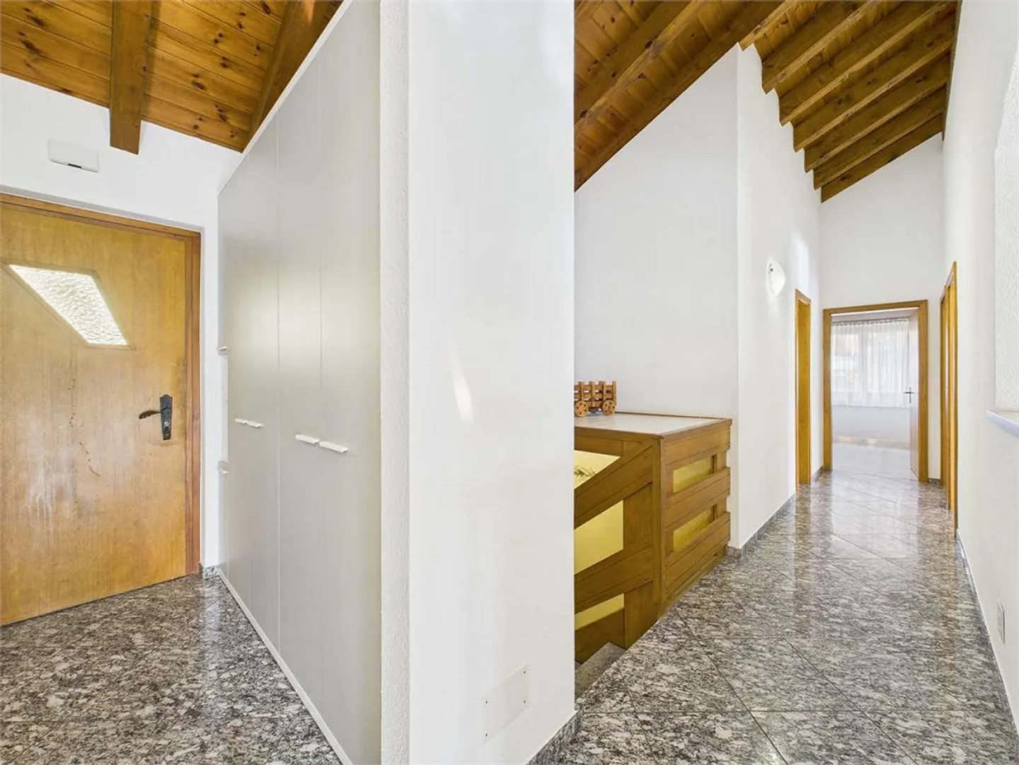 Charakteristische Villa mit dépendance in Lodrino - Foto 8 von 13