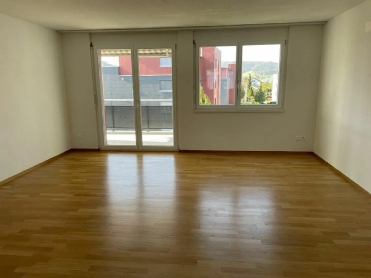 3.5-room apartment in a central location - Photo 4 of 8