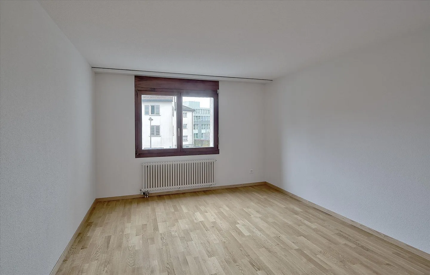 Appartement attrayant avec balcon - Photo 8 sur 10