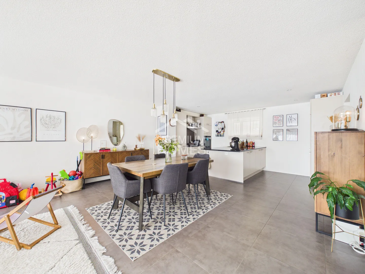 Duplex Contemporaneo Vicino al Lago - Foto 5 di 13