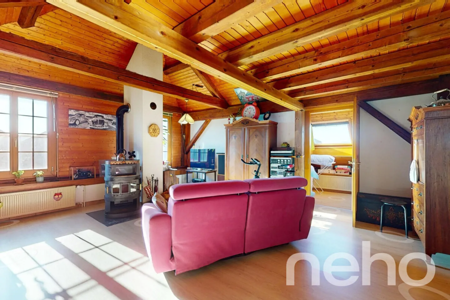 Appartement + bureau indépendant à Ursins ! - Photo 2 sur 13