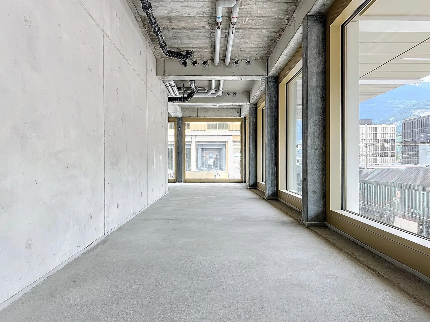 Espace Commercial à Sion - Photo 4 sur 16