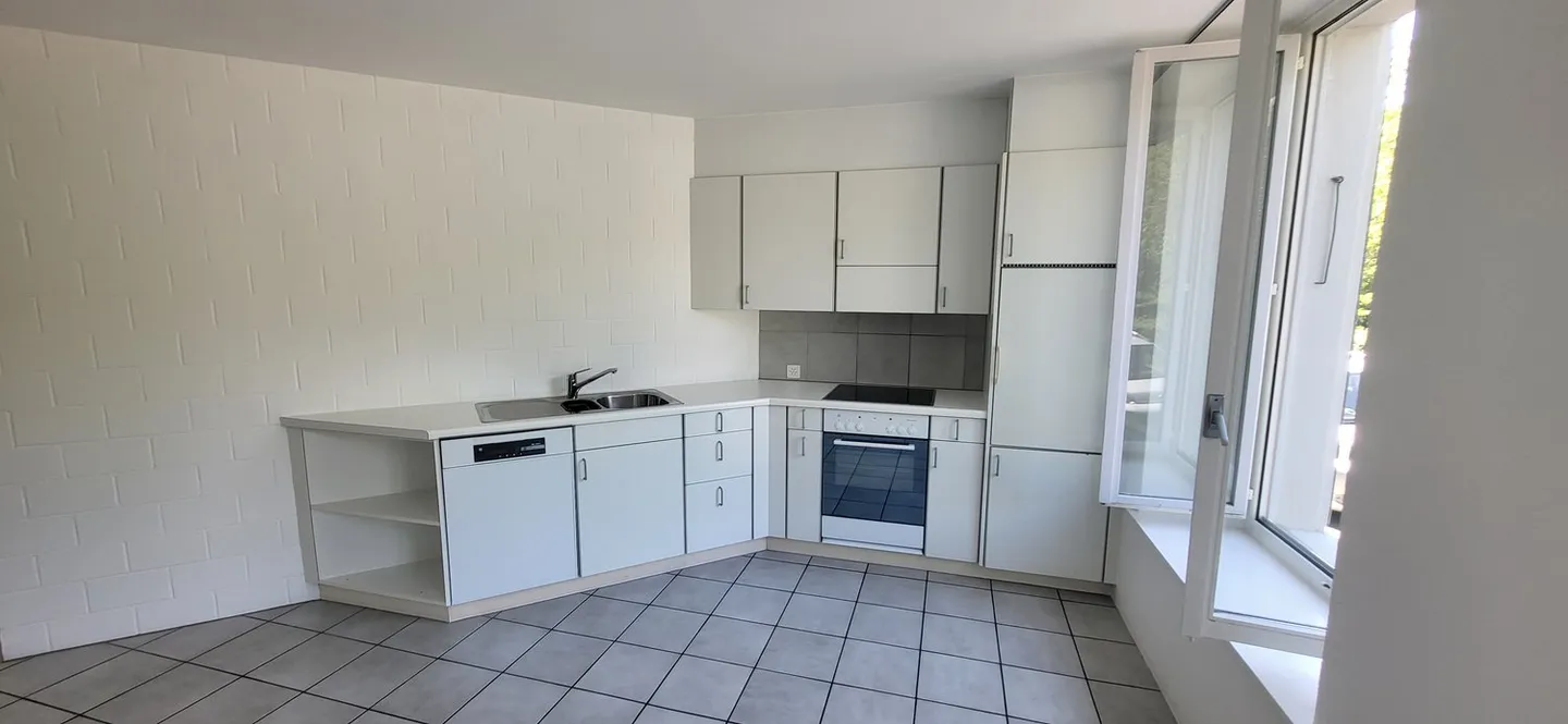 Charmante Wohnung in Biel - Foto 3 von 17