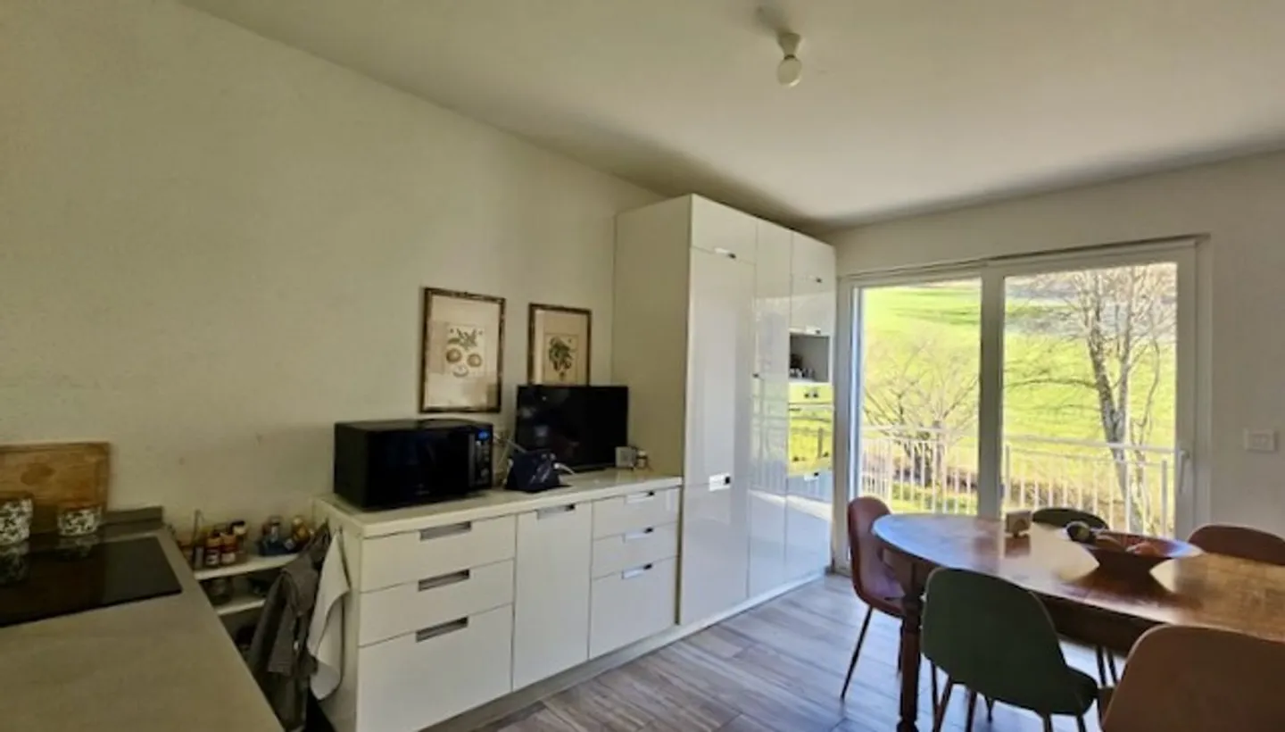 Villa adiacente situata in un piacevole quartiere ricercato di Fleurier - Foto 11 di 13