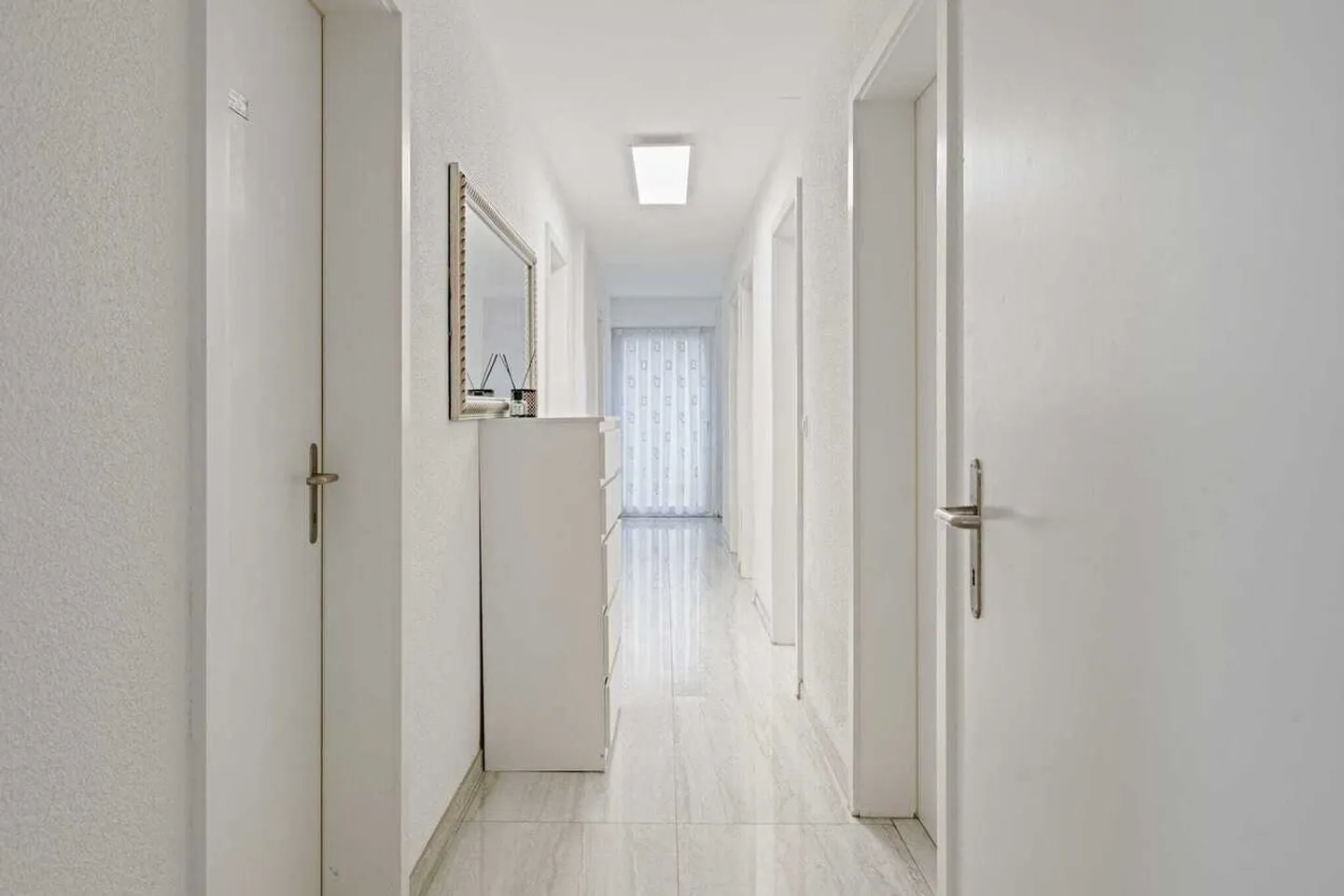 Greppen : Appartement de 5,5 pièces au rez-de-chaussée avec terrasse de 35 m² à vendre - Photo 9 sur 13