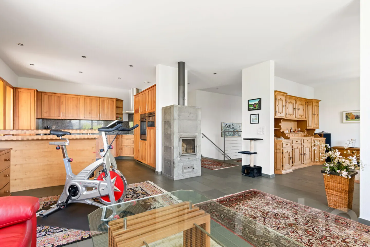 Vivere senza vicini? Casa unifamiliare con libertà unica - Foto 5 di 12