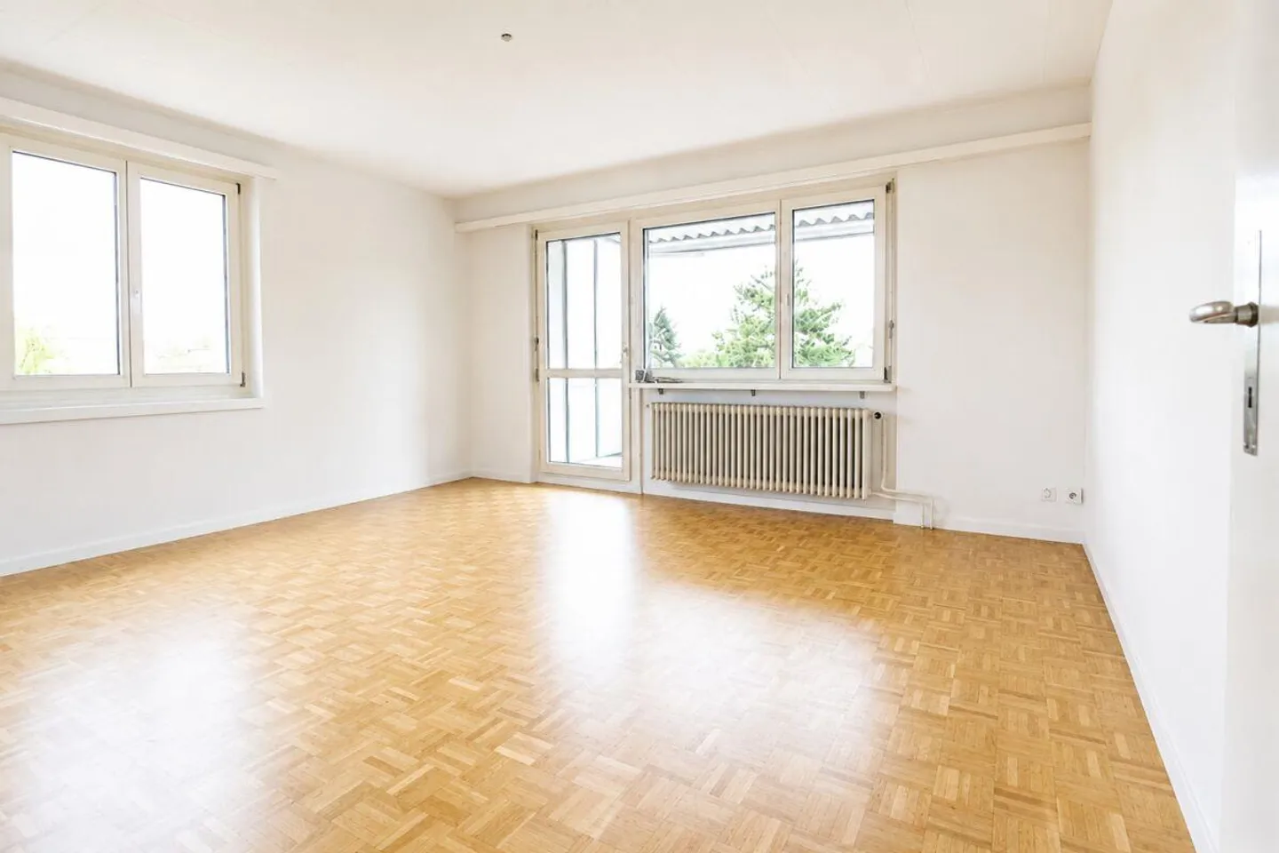 Helle und komfortable Wohnung in beliebtem Quartier - Foto 2 di 8