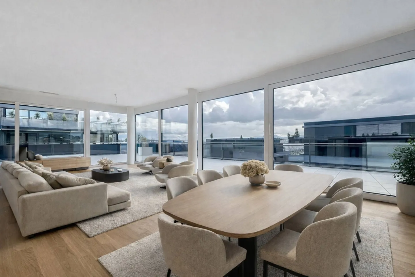 Attique de Luxe avec Terrasse - Photo 2 sur 13