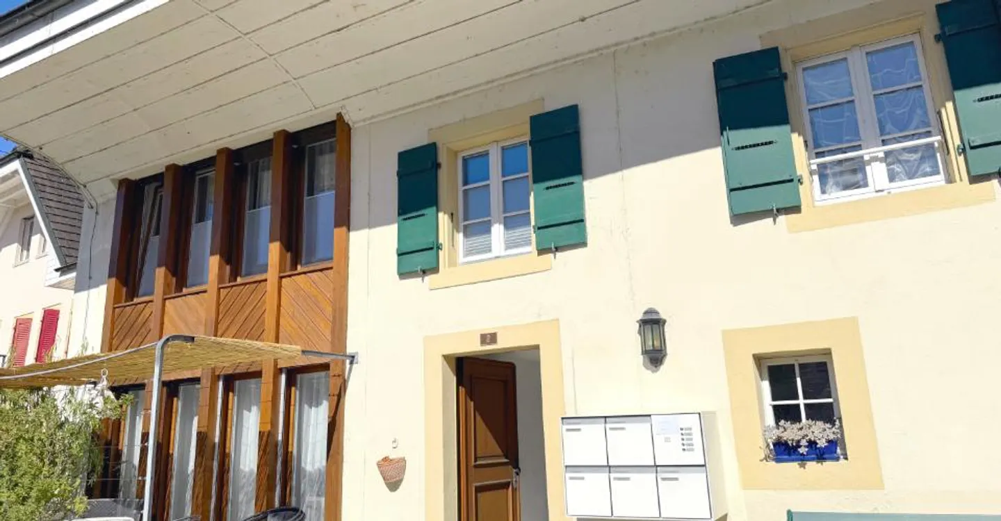 Schöne 3,5-Zimmer-Wohnung mit Blick auf die Weinberge - Foto 1 von 10