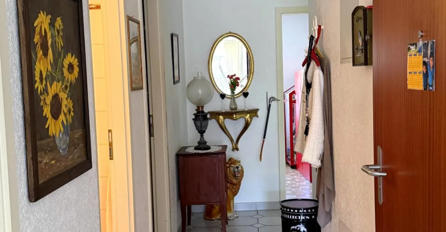 Schöne 3,5-Zimmer-Wohnung mit Blick auf die Weinberge - Foto 4 von 10