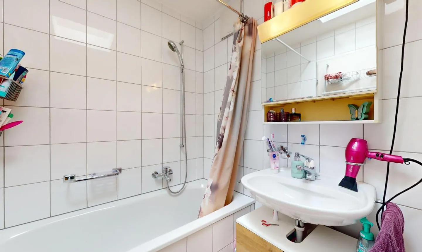 Moderno appartamento duplex con grande terrazza nel cuore di Zuchwil - Foto 11 di 13