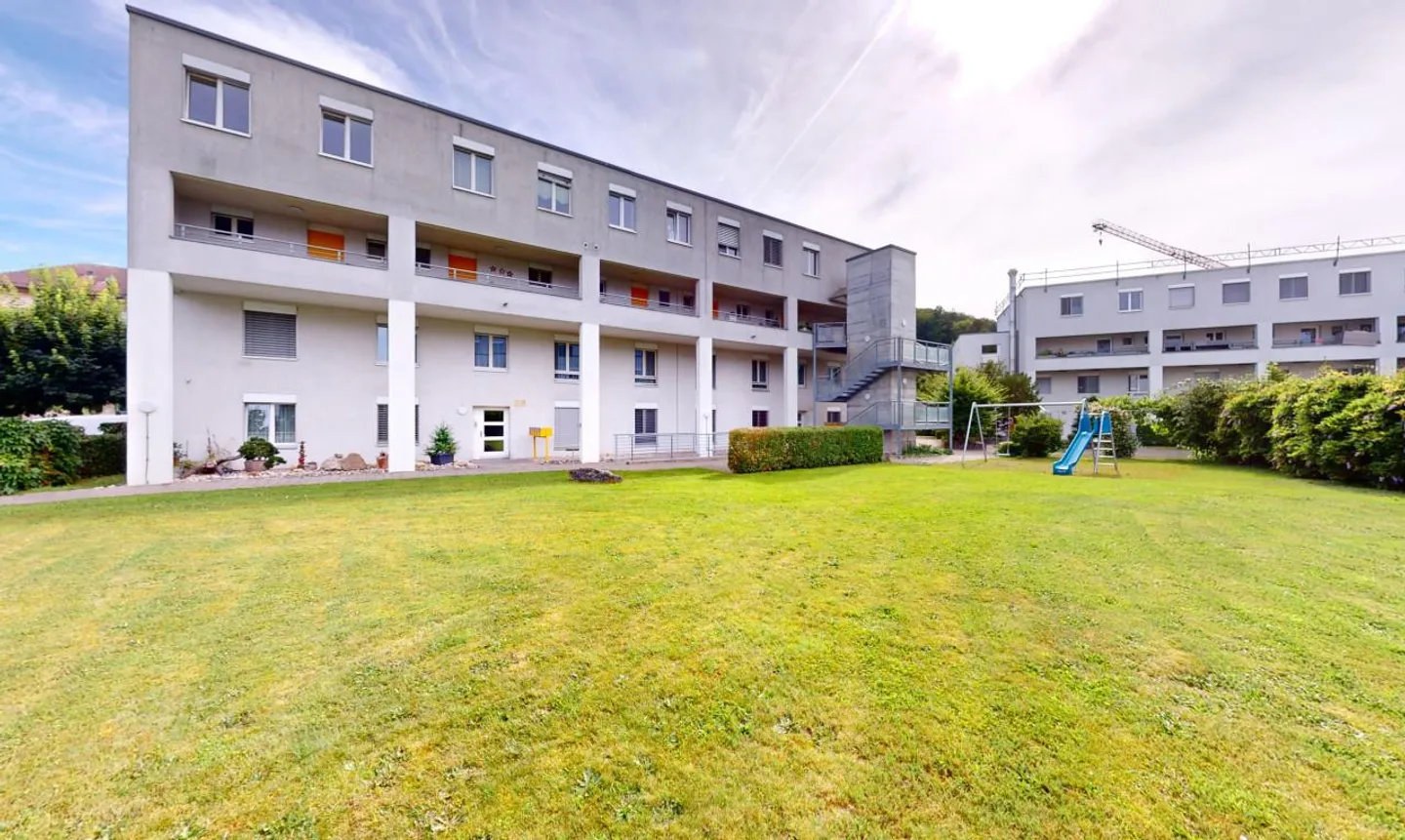 Moderno appartamento duplex con grande terrazza nel cuore di Zuchwil - Foto 12 di 13