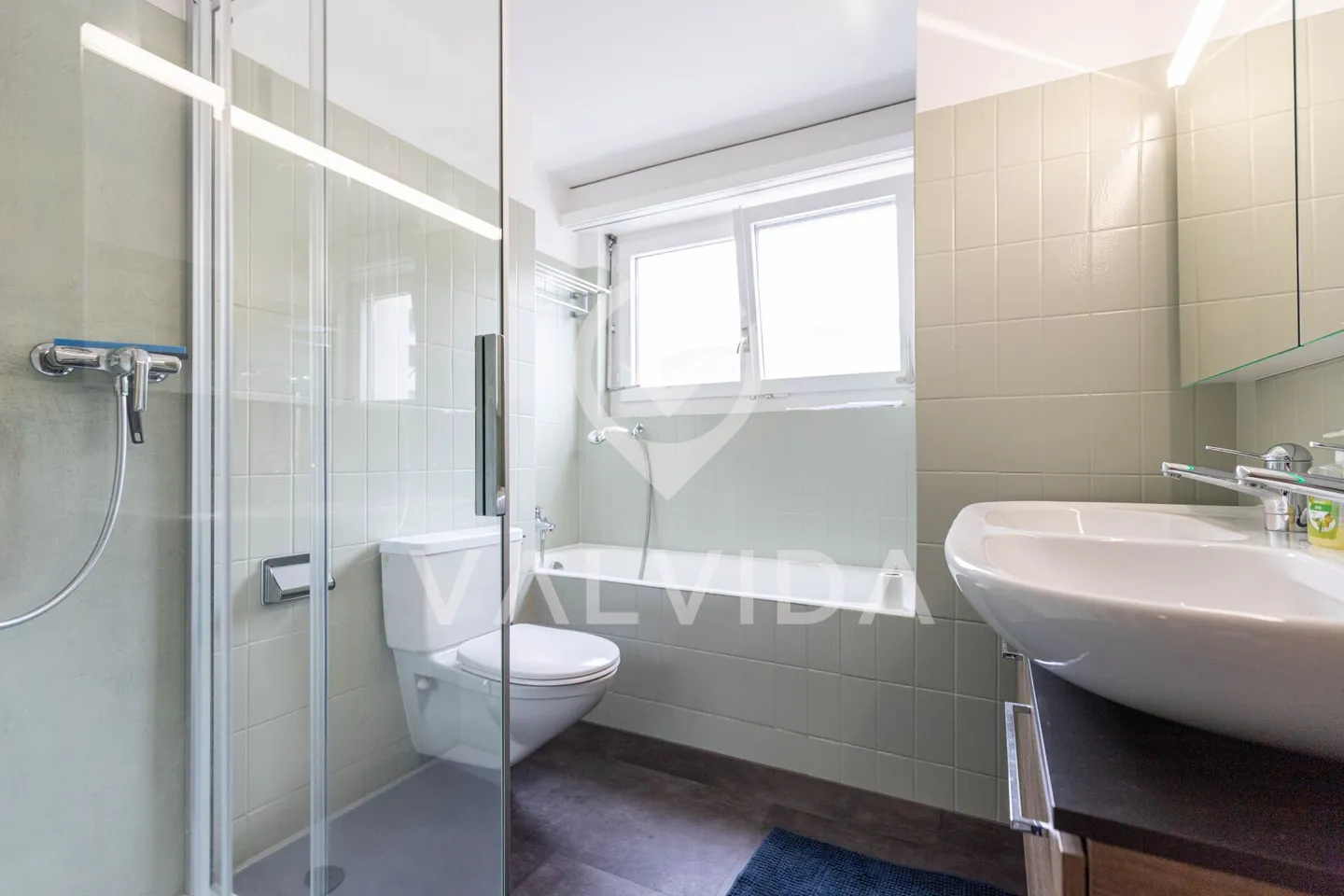 Appartamento luminoso e spazioso di 5,5 stanze nel cuore di Visp - Foto 12 di 16