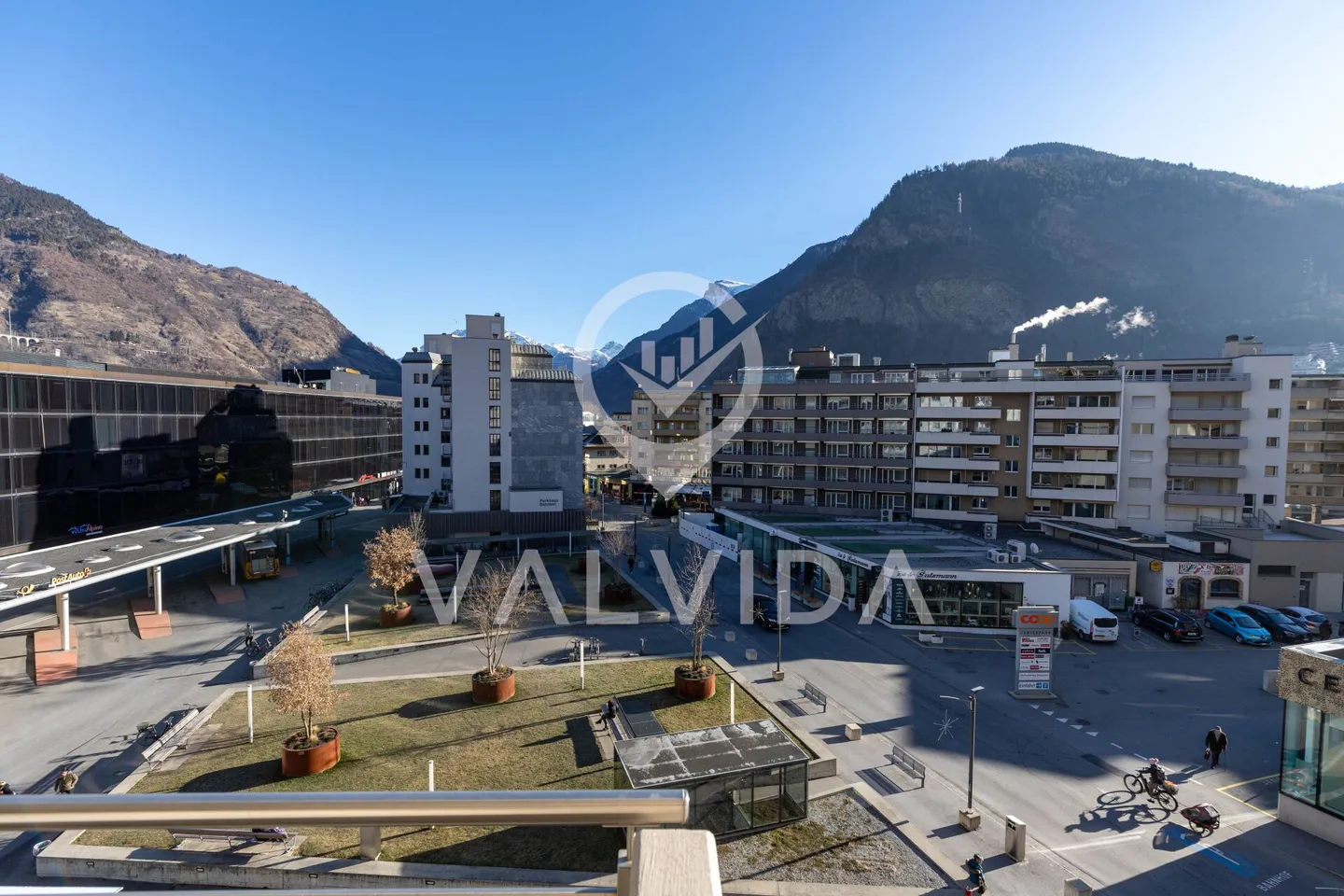 Appartamento luminoso e spazioso di 5,5 stanze nel cuore di Visp - Foto 2 di 16