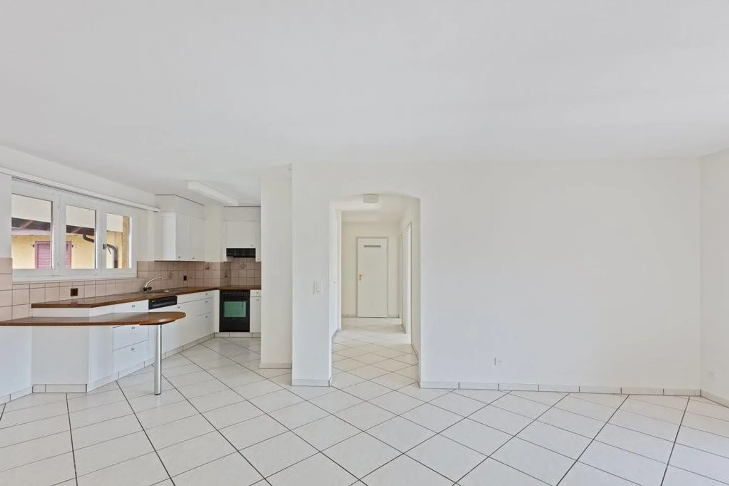 Appartamento in affitto - Foto 3 di 8