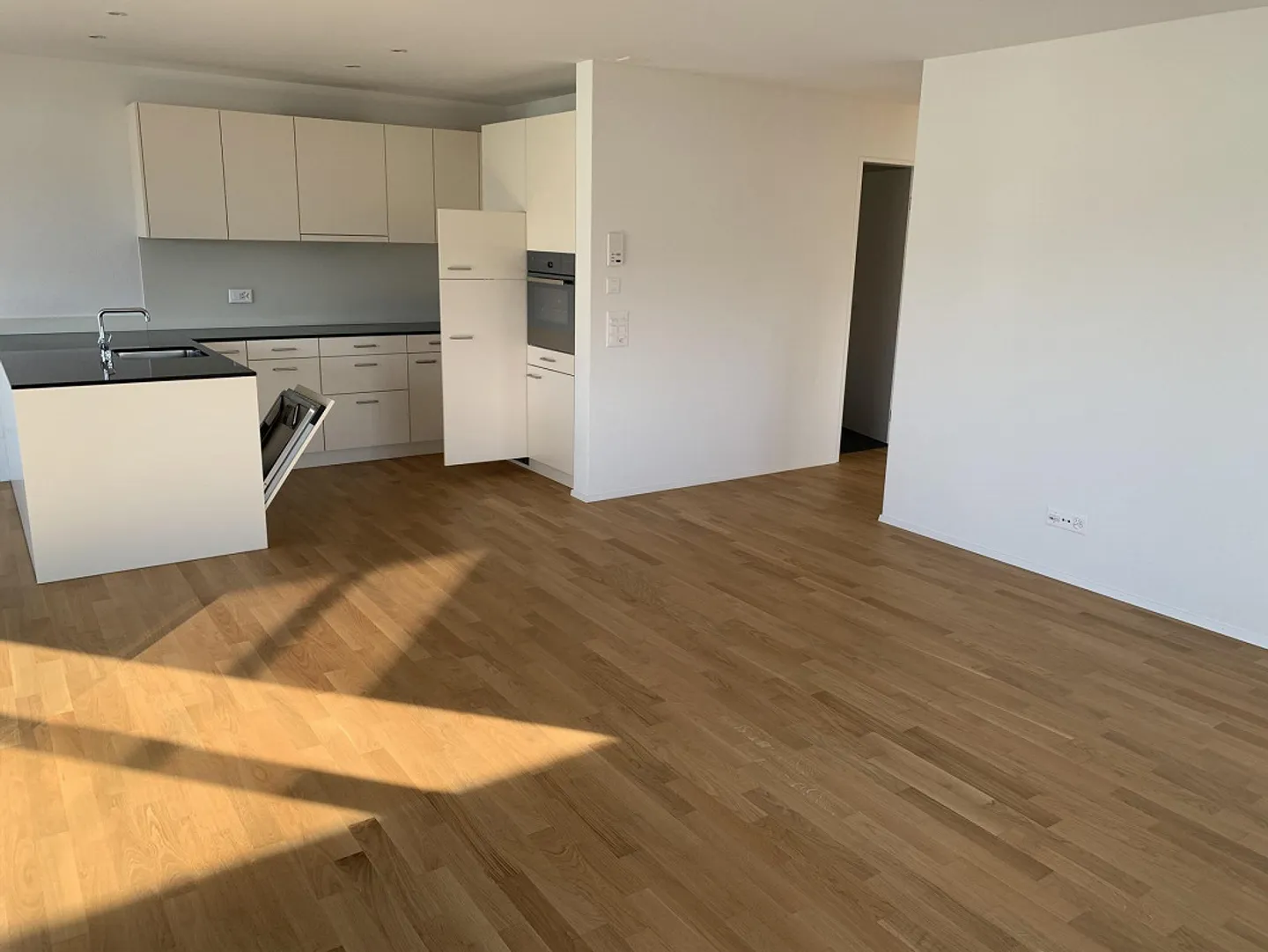 Appartement 3,5 pièces 95m², près du centre et de la gare - Photo 9 sur 18