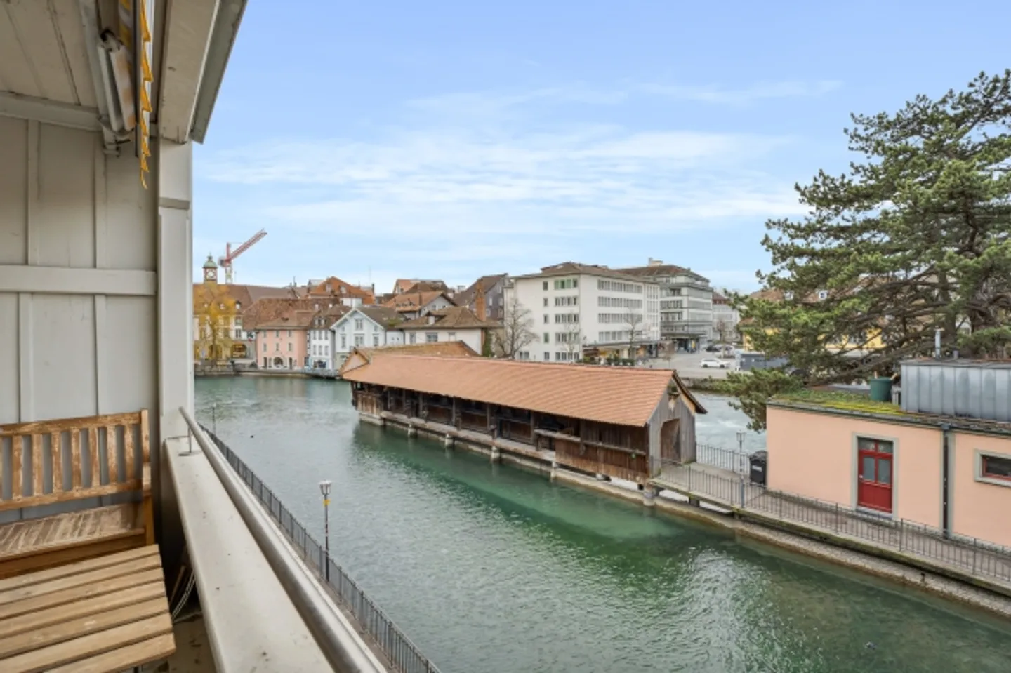 Appartamento 2.5 locali con balcone e vista sull'Aare - Foto 1 di 13