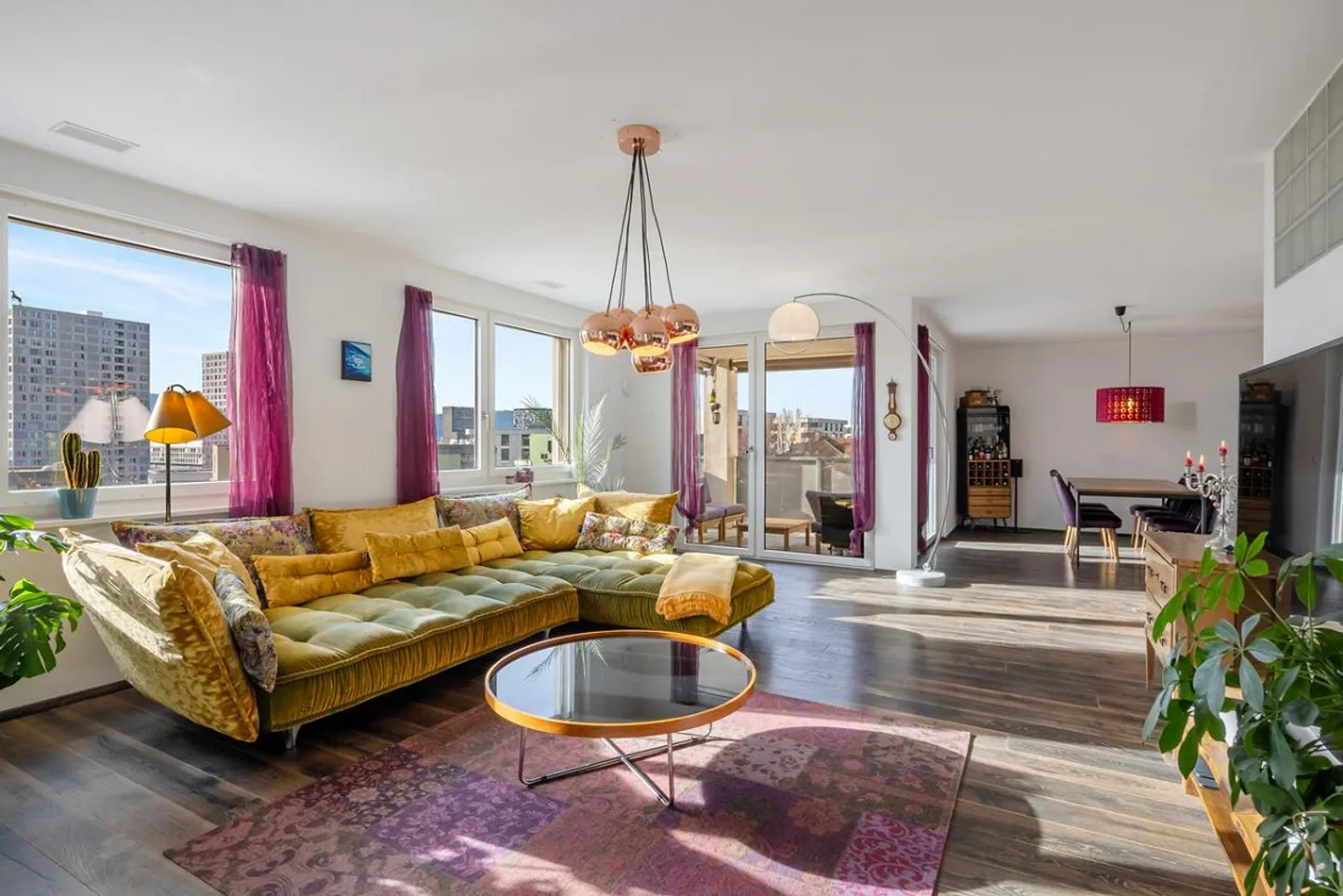 Urban WIP | ZH - Photo 1 of 7