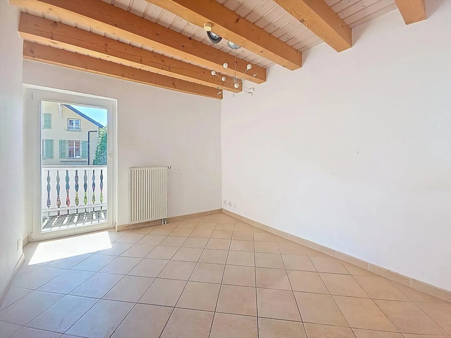 Casa singola in affitto - Foto 7 di 12